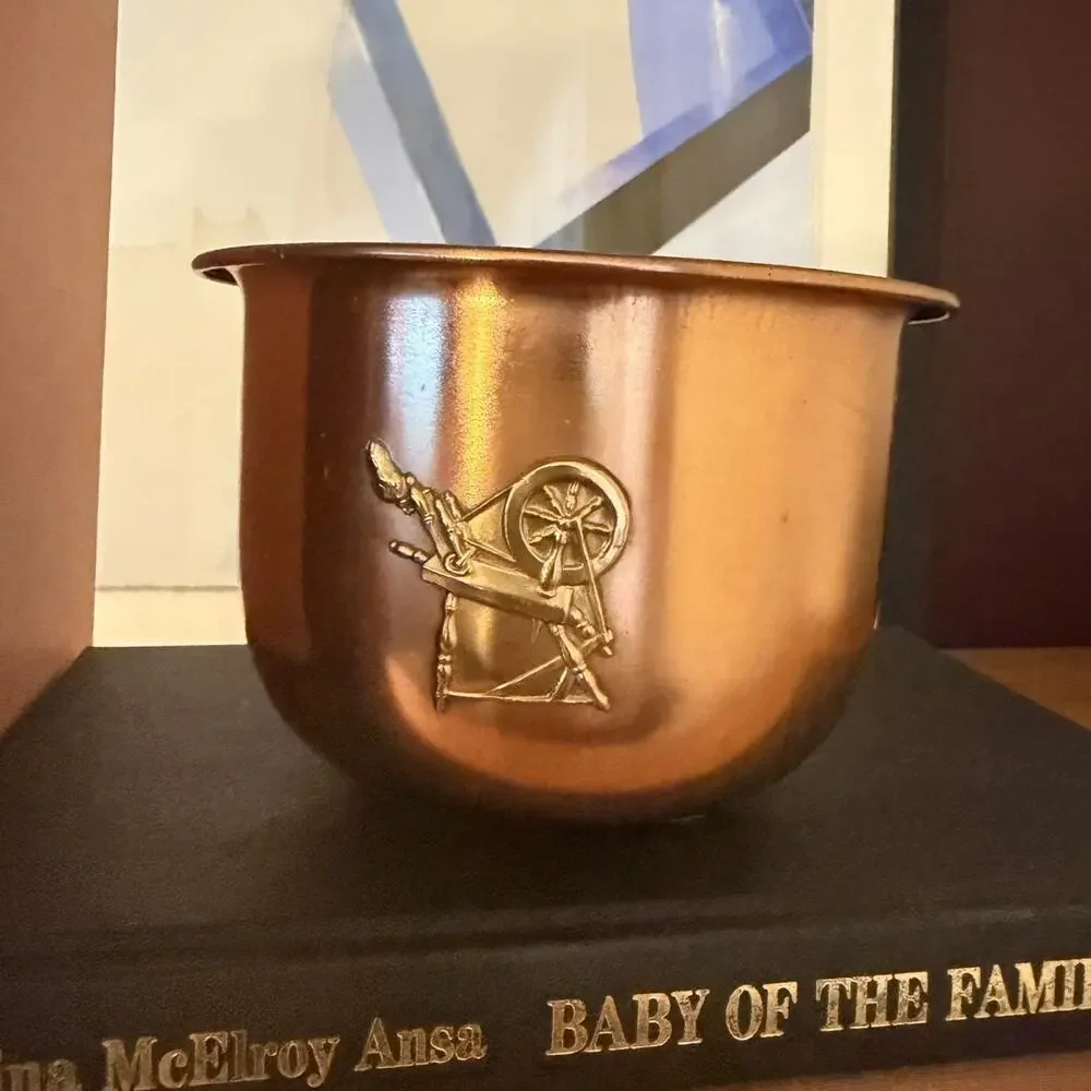 Copper Planter Pot Footed 3.25” Spinning Wheel Emblem